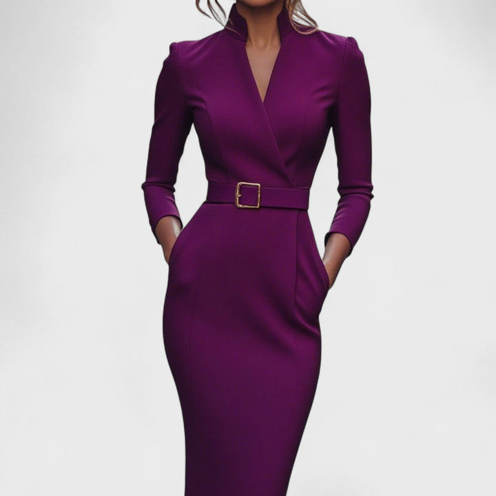 Joana - Vestido preto elegante com cinto e gola mandarim